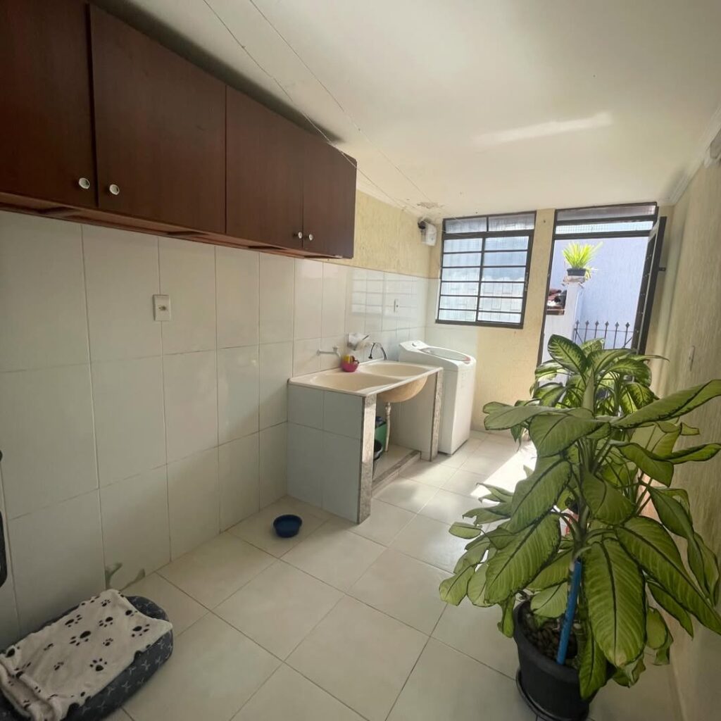 SaveClip.App_616158840_18198579766336581_2770814700042392006_n (1)