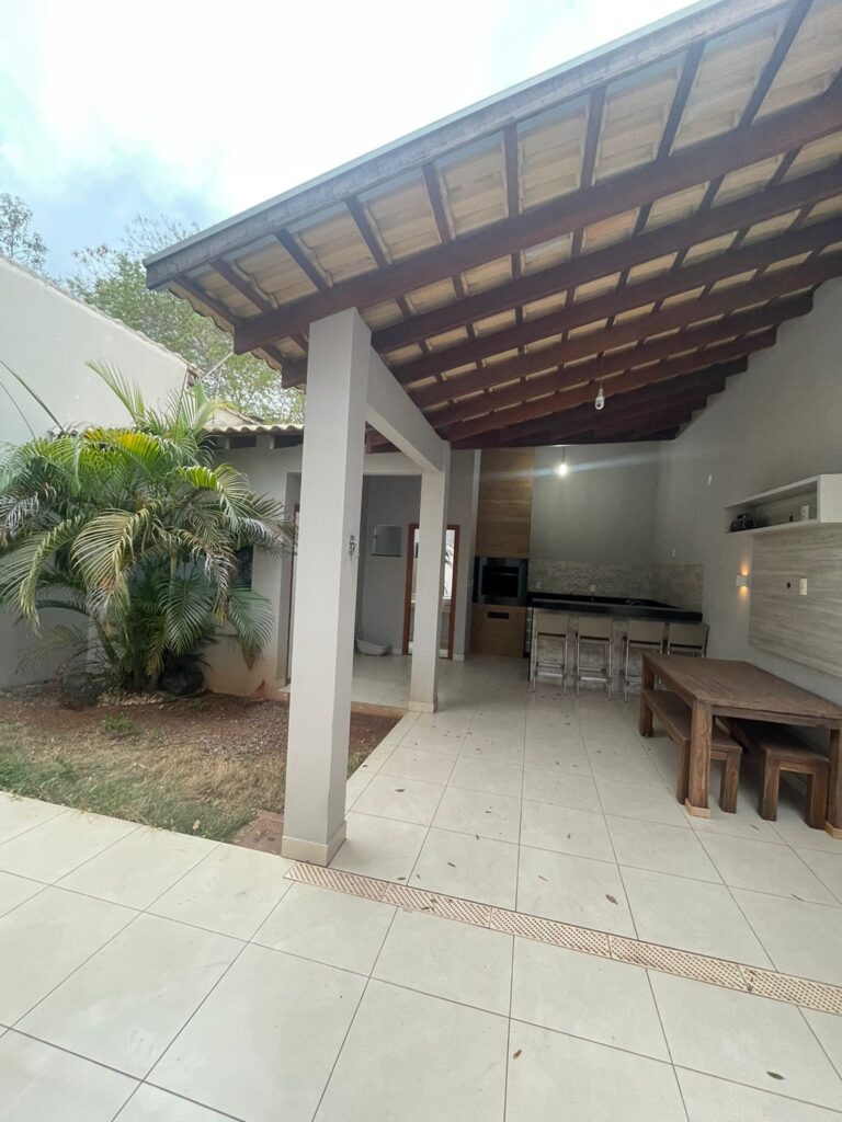 4b318cbe-42d3-46e6-9cc9-93fd28935ec8