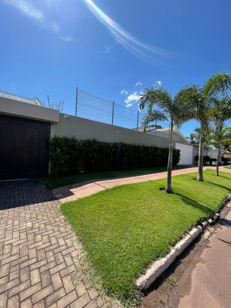 92f0b25d-0710-4a3e-a929-563d7e8adf73