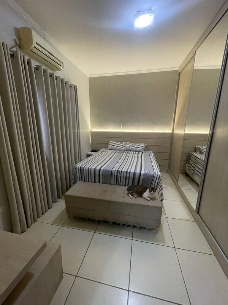 bab8ac5b-852d-40e8-abea-cea7a31f42ec