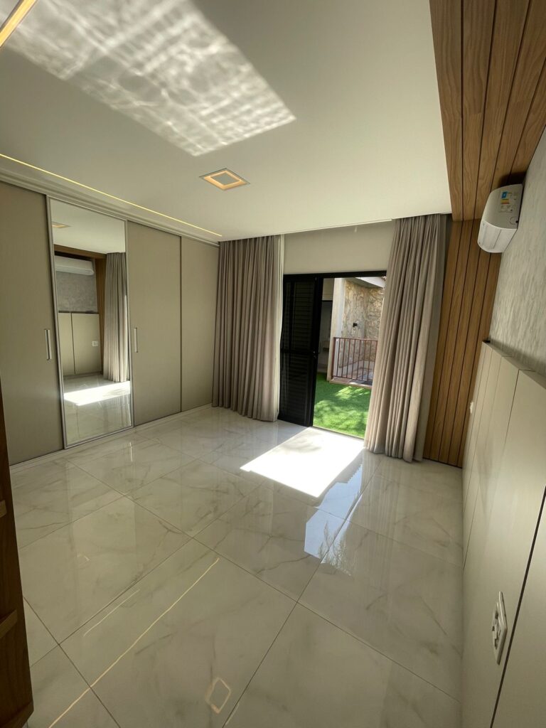 fee3eb1b-94e8-4c50-8aca-cfd451948798